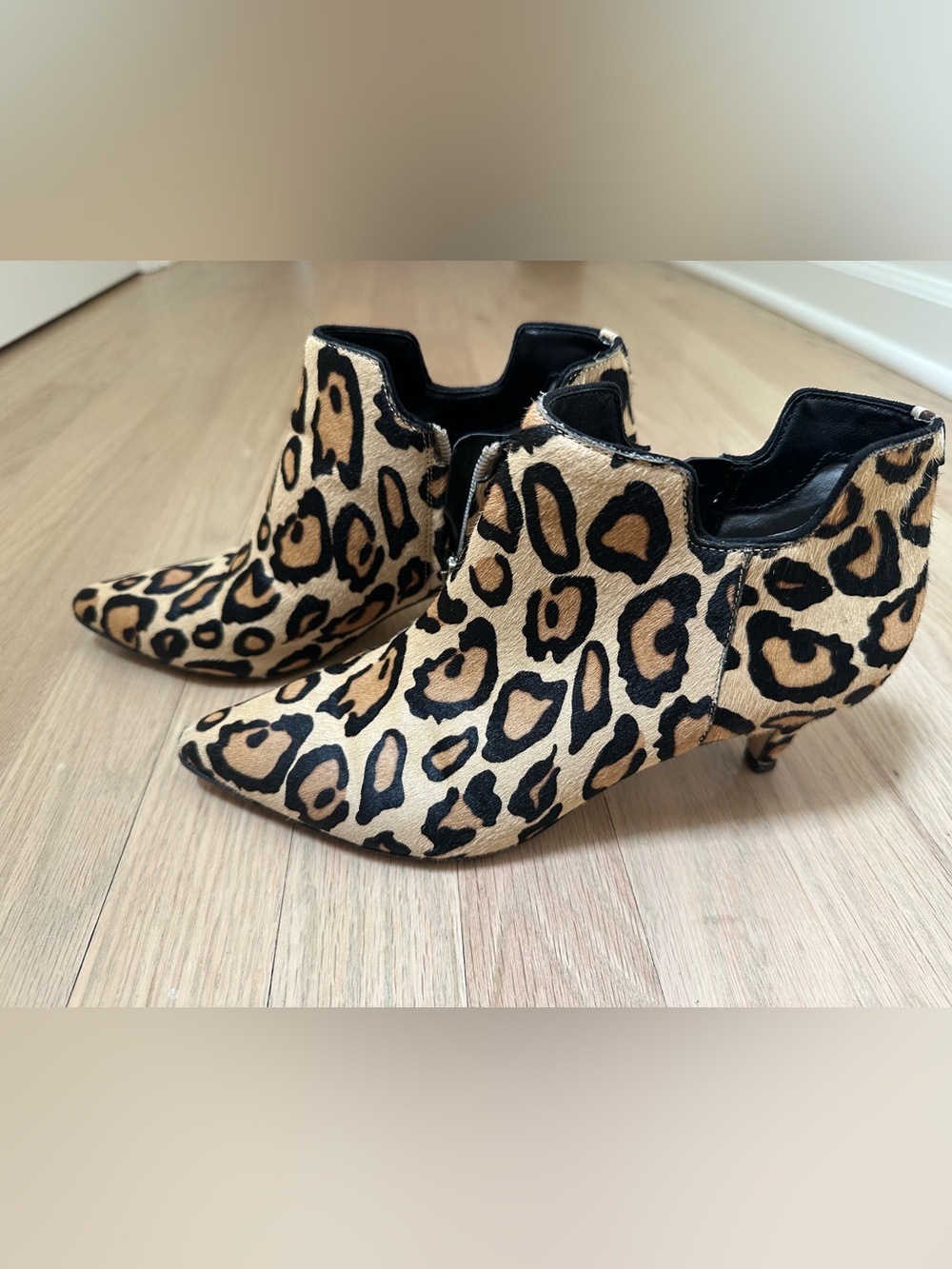 SAM EDELMAN Leopard Print Pointed-Toe Ankle Boots - Size W7.5